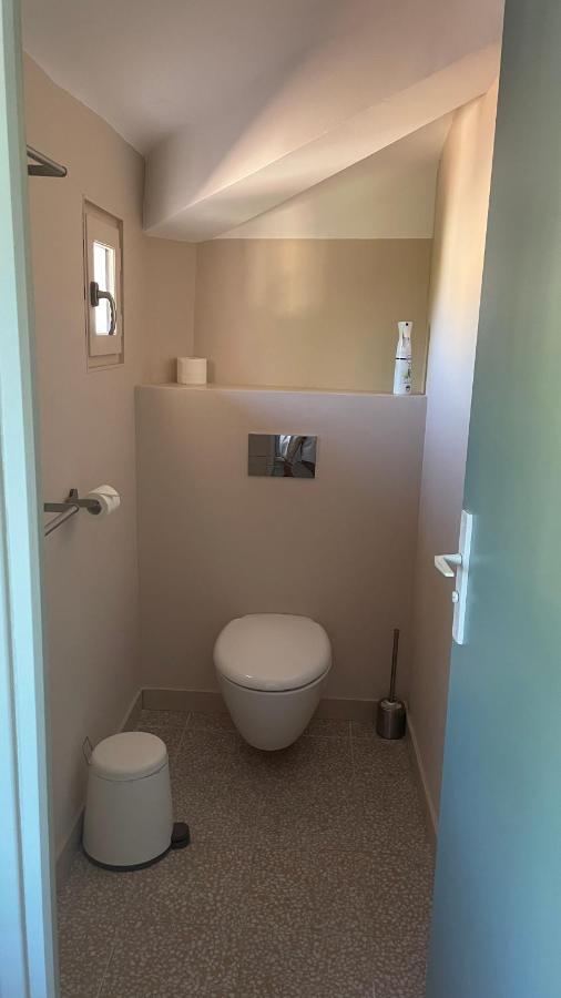 Au Coeur Du Vieux Toulon Au Calme Appartement Renove Climatise Confortable Etage Eleve Avec Ascenseur Proche Parking Et Toutes Commodites Экстерьер фото